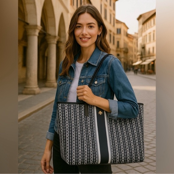 Tory Burch Set Navy and White Patterned Totes - Picture 1 of 16